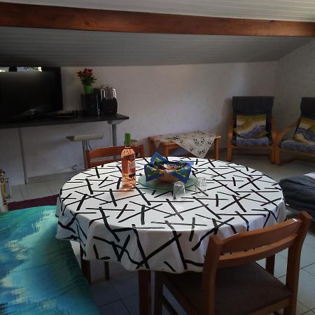 Zimmer Mit Fruehstueck Challes-les-Eaux Exteriör bild