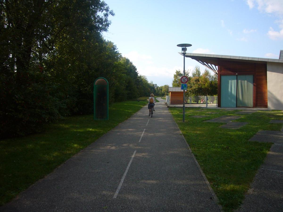 Zimmer Mit Fruehstueck Challes-les-Eaux Exteriör bild