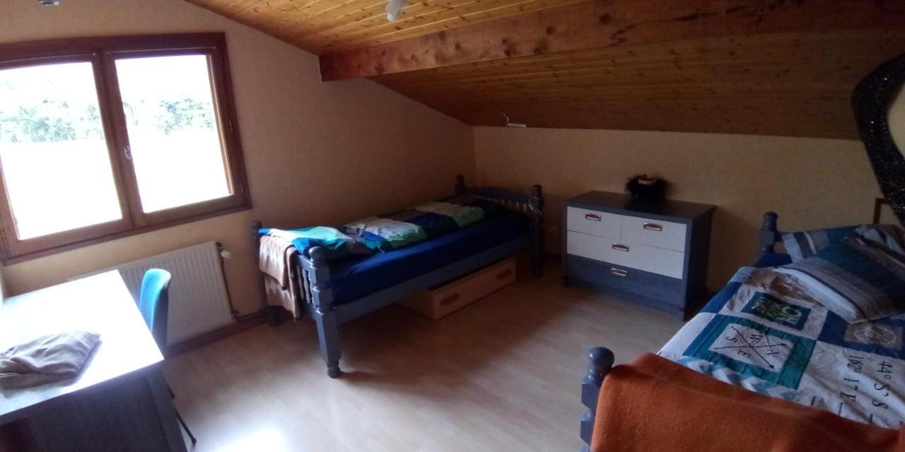 Zimmer Mit Fruehstueck Challes-les-Eaux Exteriör bild
