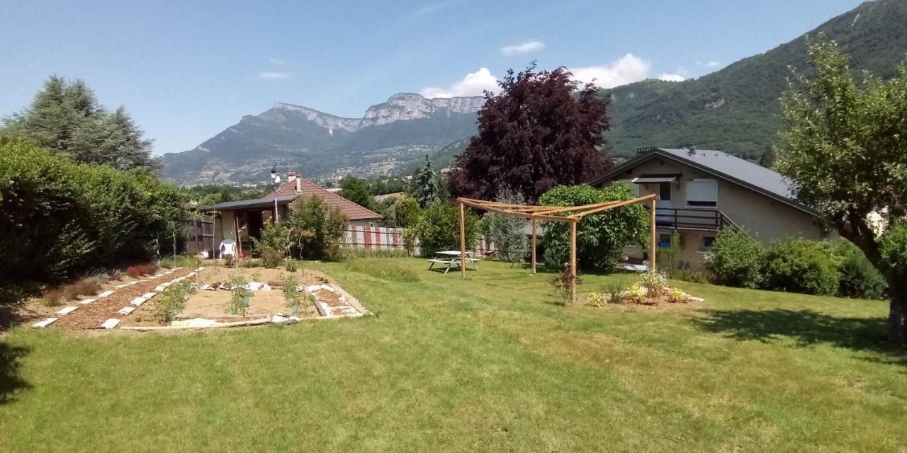 Zimmer Mit Fruehstueck Challes-les-Eaux Exteriör bild